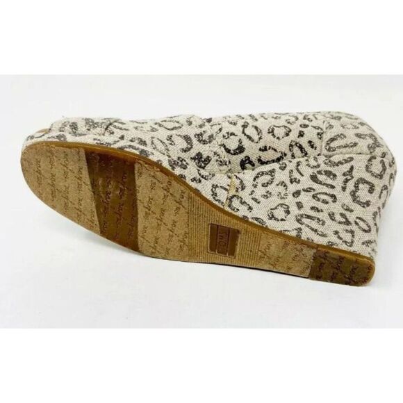 Toms Women's Leopard‎ Print Canvas Wedge Heels Size 7 - Picture 6 of 13